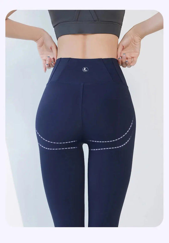 BIVIGAOS 2025 Frühling Sommer Neu Rot Pflaume 3D Nackt Gefühl Nackt Haifischhaut Leggings Schlank Frauen Sexy Sport Yoga Push Up Fitness Leggings MedSurgery Store For Digital Health