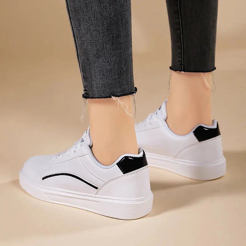 Damen weiße Schuhe, weißer Schiefer Schnürung lässige flache Schuhe, PU-Leder Wanderschuhe, dicke Sohle, Luxus-Mode für Outdoor-Aktivitäten MedSurgery Store For Digital Health