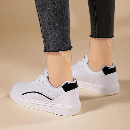 Damen weiße Schuhe, weißer Schiefer Schnürung lässige flache Schuhe, PU-Leder Wanderschuhe, dicke Sohle, Luxus-Mode für Outdoor-Aktivitäten MedSurgery Store For Digital Health