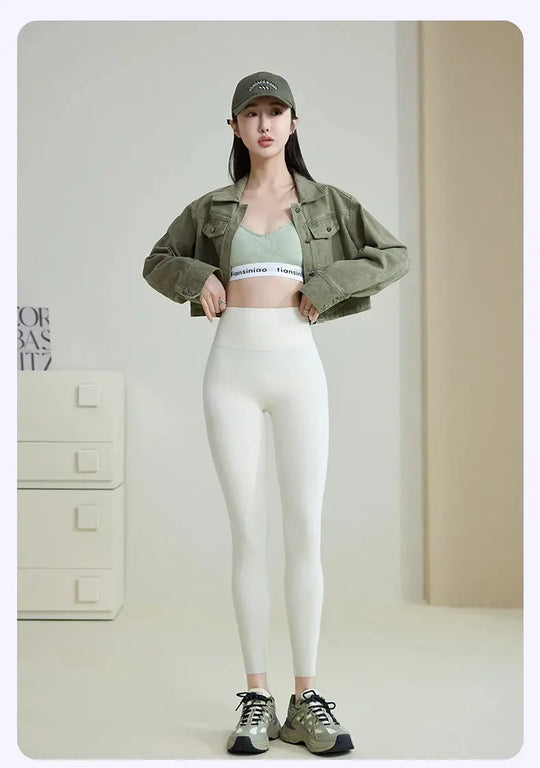 BIVIGAOS 2025 Frühling Sommer Neu Rot Pflaume 3D Nackt Gefühl Nackt Haifischhaut Leggings Schlank Frauen Sexy Sport Yoga Push Up Fitness Leggings MedSurgery Store For Digital Health