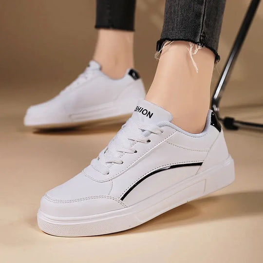 Damen weiße Schuhe, weißer Schiefer Schnürung lässige flache Schuhe, PU-Leder Wanderschuhe, dicke Sohle, Luxus-Mode für Outdoor-Aktivitäten MedSurgery Store For Digital Health