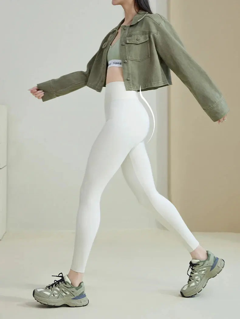 BIVIGAOS 2025 Frühling Sommer Neu Rot Pflaume 3D Nackt Gefühl Nackt Haifischhaut Leggings Schlank Frauen Sexy Sport Yoga Push Up Fitness Leggings MedSurgery Store For Digital Health