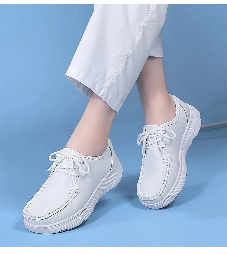 STRONGSHEN, weiße Plateauschuhe, Krankenpflegeschuhe für Frauen, leichte und bequeme Freizeitschuhe für die Arbeit, modische Slipper für Frauen MedSurgery Store For Digital Health