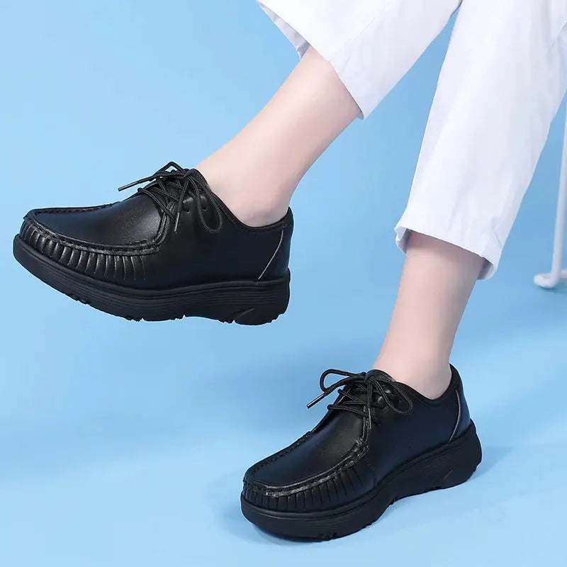 STRONGSHEN, weiße Plateauschuhe, Krankenpflegeschuhe für Frauen, leichte und bequeme Freizeitschuhe für die Arbeit, modische Slipper für Frauen MedSurgery Store For Digital Health