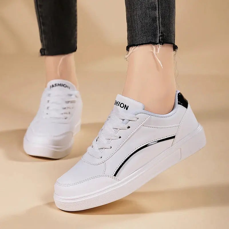 Damen weiße Schuhe, weißer Schiefer Schnürung lässige flache Schuhe, PU-Leder Wanderschuhe, dicke Sohle, Luxus-Mode für Outdoor-Aktivitäten MedSurgery Store For Digital Health