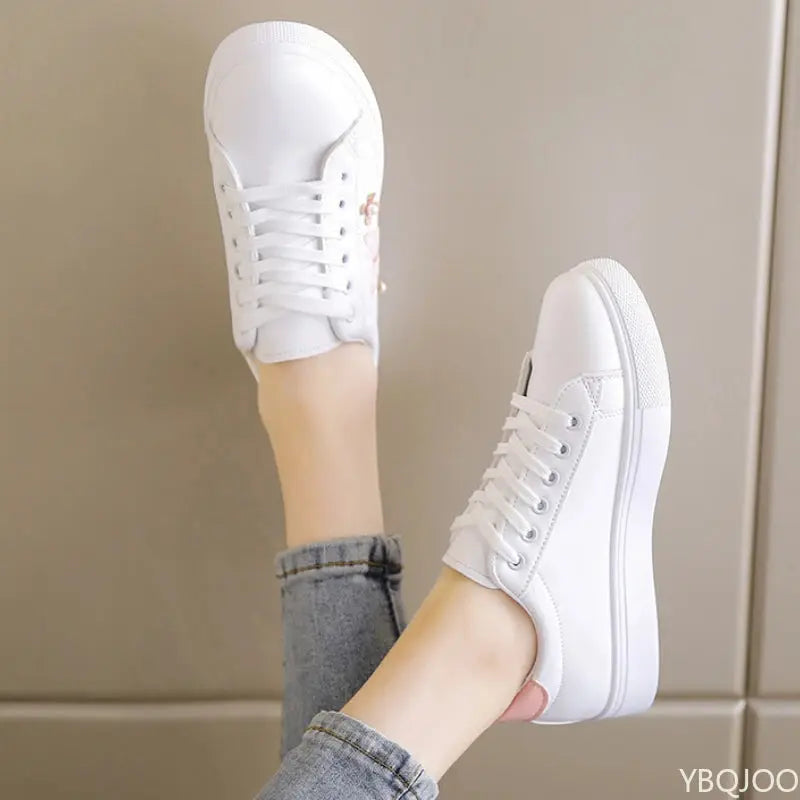 Damen Neue Weiße Schuhe, Modische Atmungsaktive Flache Schuhe, Leder Schnürschuh Freizeitschuhe, Bequeme und Vielseitige Turnschuhe für Frauen MedSurgery Store For Digital Health