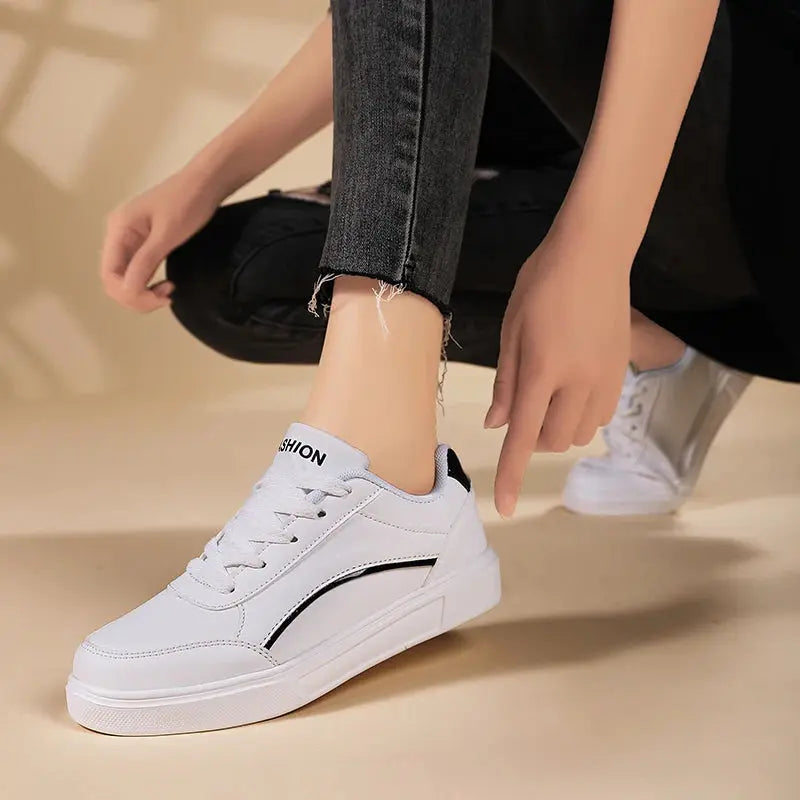 Damen weiße Schuhe, weißer Schiefer Schnürung lässige flache Schuhe, PU-Leder Wanderschuhe, dicke Sohle, Luxus-Mode für Outdoor-Aktivitäten MedSurgery Store For Digital Health