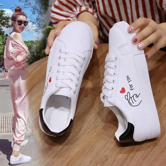 Modische weiße atmungsaktive Laufschuhe für Frauen, neue Freizeitschuhe mit Schnürsenkeln und gestickten Blumen für Frühling und Herbst MedSurgery Store For Digital Health