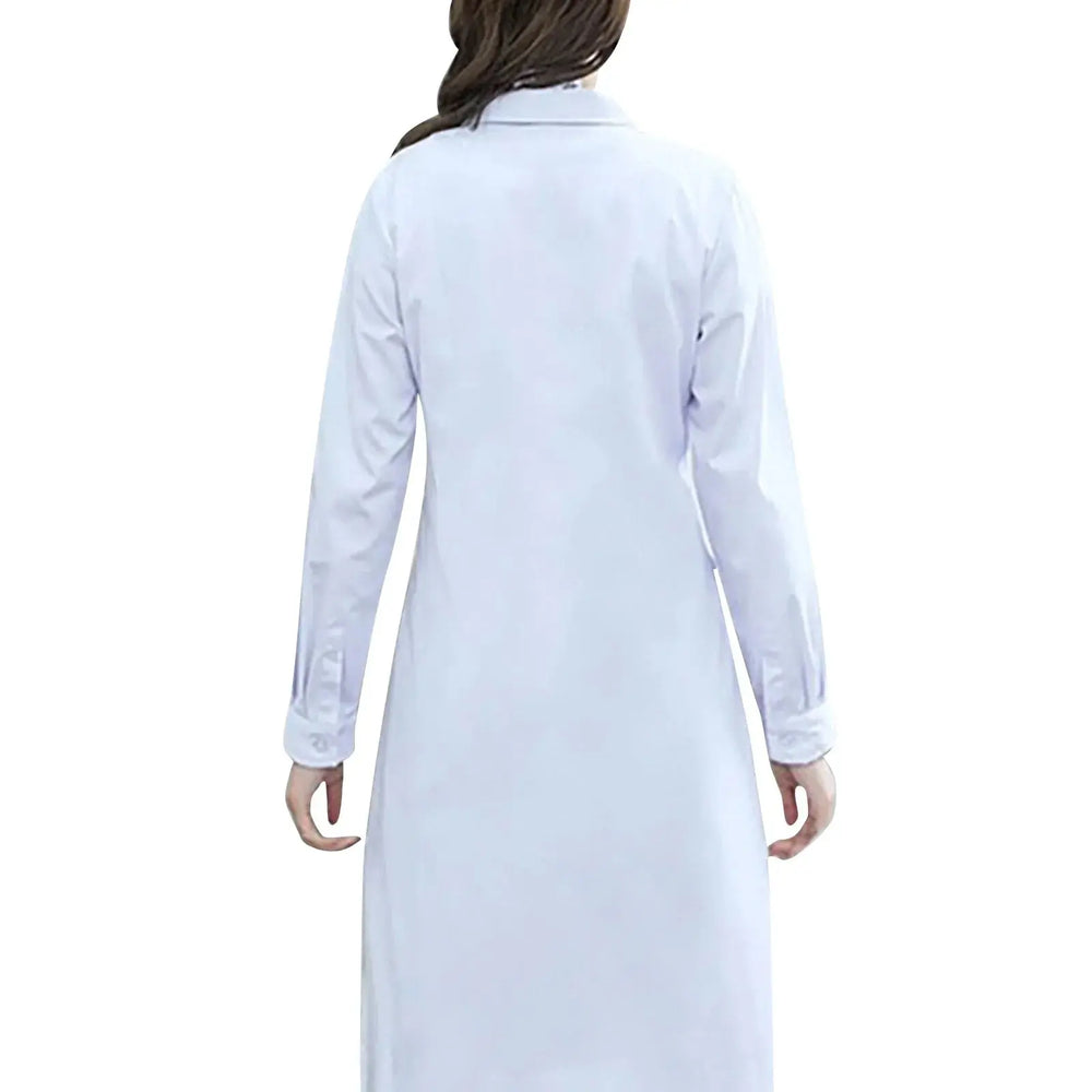Langärmeliger weißer Unisex-Laborkittel für Männer und Frauen, Bluse im Tunika-Stil mit gekerbtem Reverskragen und Knöpfen für Medizin- und Pflegeuniformen MedSurgery Store For Digital Health