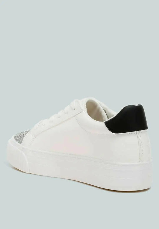 Merida Chunky Glitter - Urban Sneakers mit Metallic-Stern und Plateau.