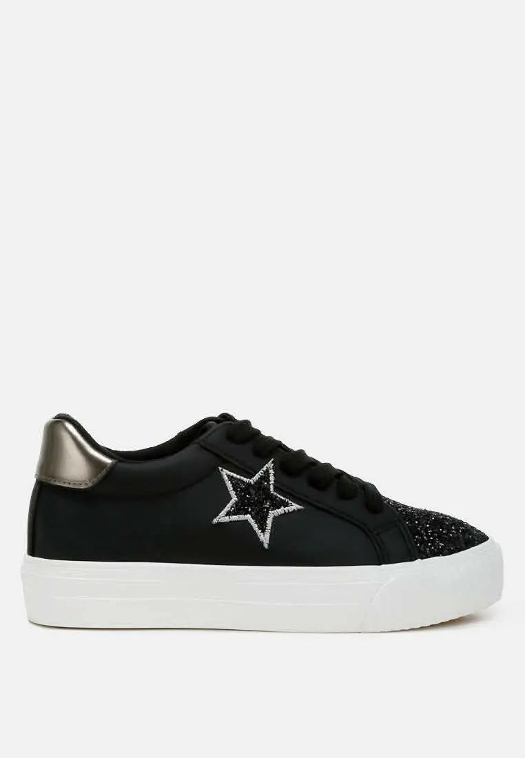 Merida Chunky Glitter - Urban Sneakers mit Metallic-Stern und Plateau.