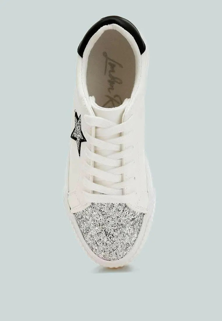 Merida Chunky Glitter - Urban Sneakers mit Metallic-Stern und Plateau.