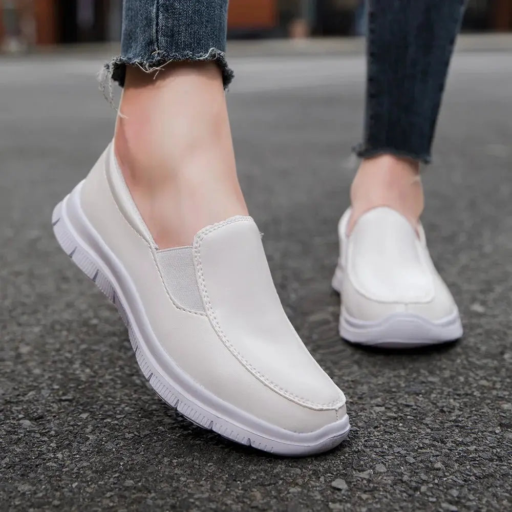 Krankenpflegeschuhe für Frauen, weiße, weiche Sohle, rutschfest und mit Komfort-GarantieAdadsers - fulfillment - serviceMedSurgery Store For Digital Health1005009540935491 - A07 Weiß - 35A07 Weiß35Krankenpflegeschuhe für Frauen, weiße, weiche Sohle, rutschfest und mit Komfort-Garantie